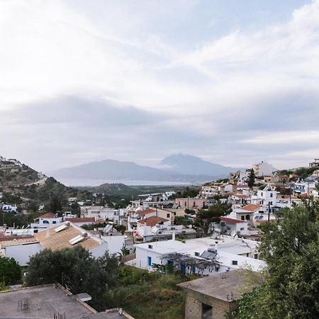 Lychnos Apartments Kamilari Luaran gambar
