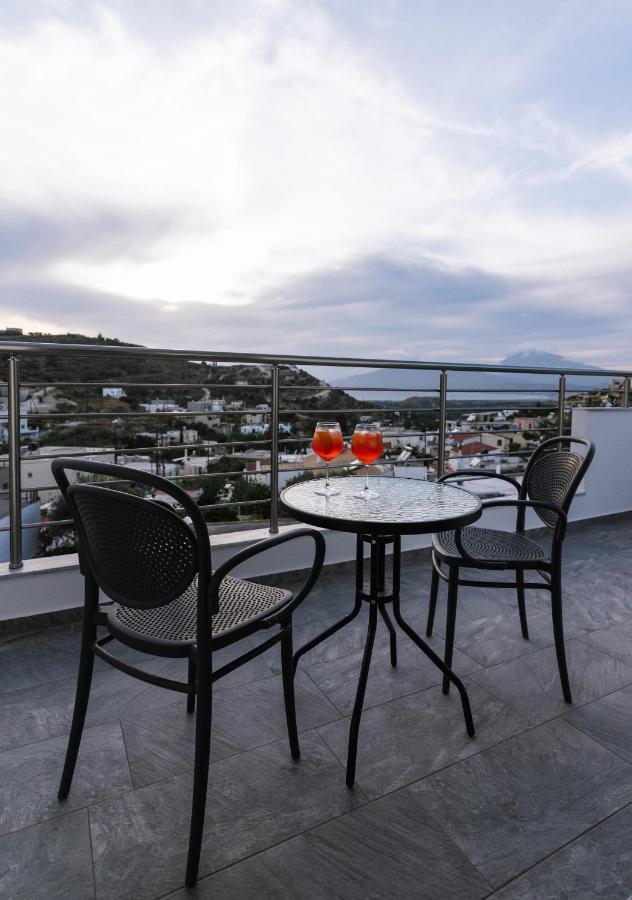 Lychnos Apartments Kamilari Luaran gambar